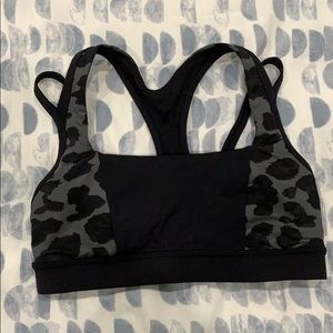 Lululemon Splendour Sports Bra Leopard Print Sz 4